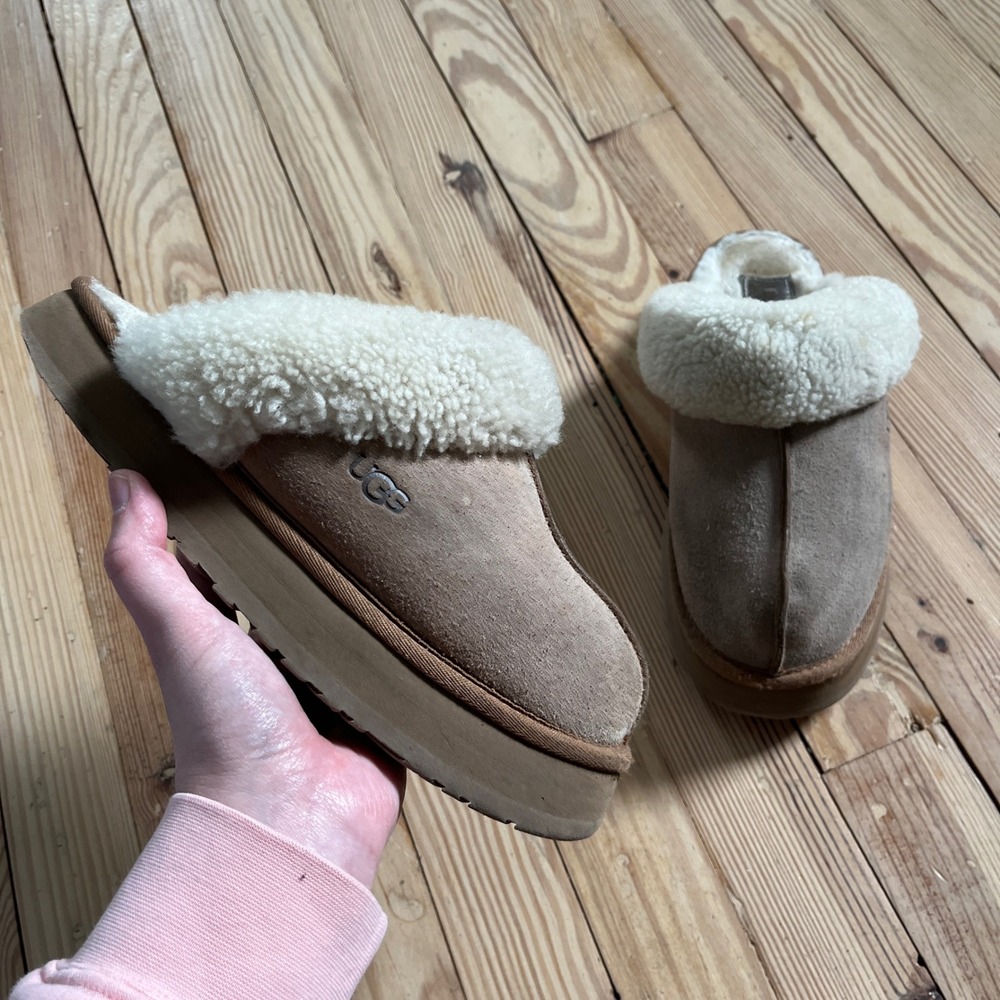 UGG Disquette Platform Slipper Womens Size 8 Driftwood Tan Suede Shearling Mules